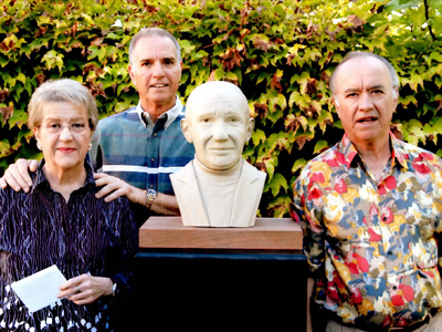 Vera, Roger, and Bob Trincheor at a critique for the bust of their father Mario Trinchero.